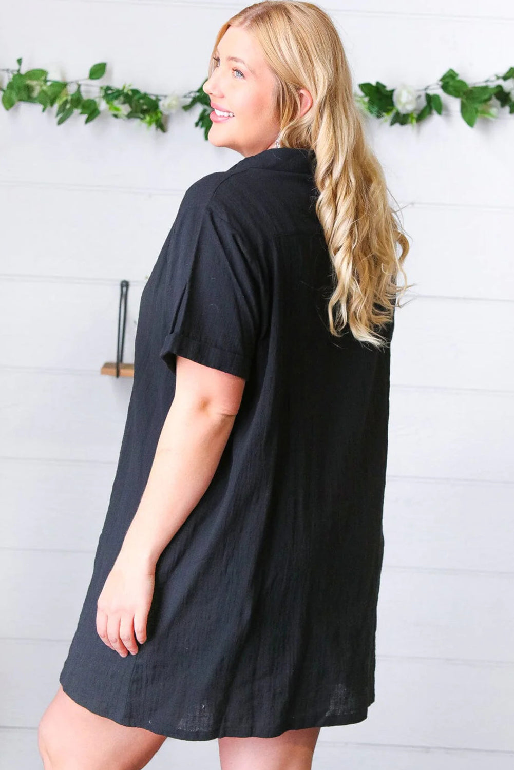 Black Plus Size Shirt Collar Buttoned Short Sleeve Shift Dress